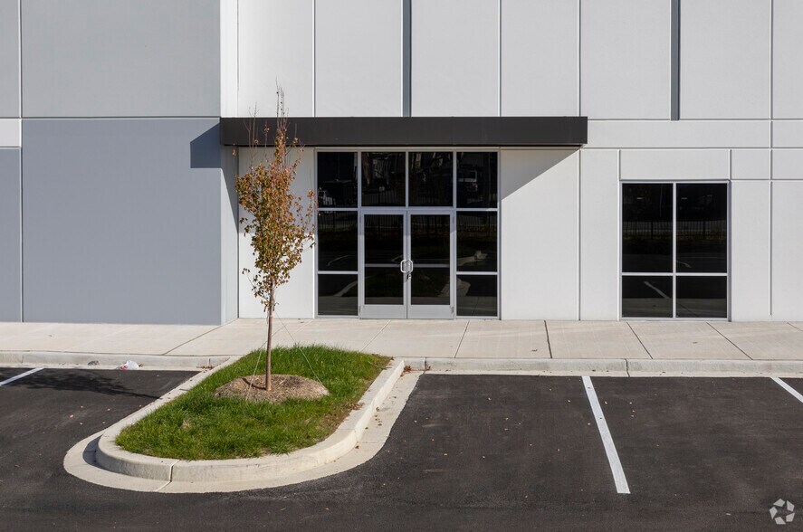 More Photos Of 4501 Curtis Ave, Baltimore Unknown For Lease