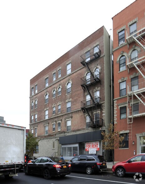 More Photos Of 148 Bruckner Blvd, Bronx Apartments For Lease