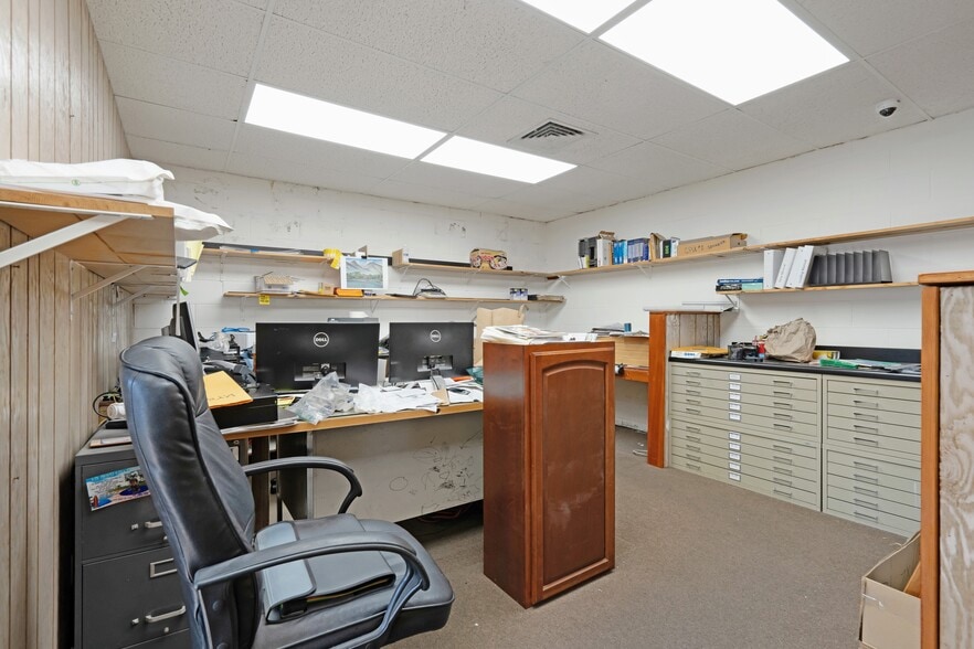 More Photos Of , Wailuku Industrial For Sale