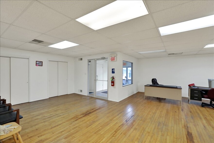 More Photos Of 345 N Main St, Bernville Industrial For Sale