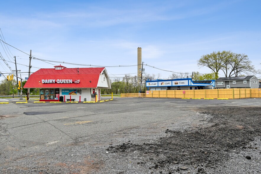 More Photos Of 735 E Hazelwood Ave, Rahway Land For Sale