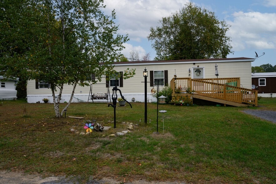 More Photos Of 53 Banker Rd, Morrisonville Manufactured Housing Mobile Home Park For Sale