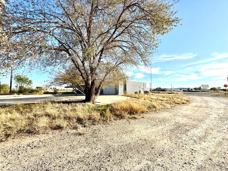 More Photos Of 1709 Coliseum Dr, Snyder Flex For Sale
