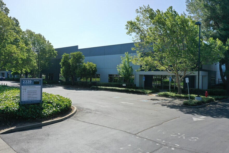 Primary Photo Of 2339 Courage Dr, Fairfield Warehouse For Lease