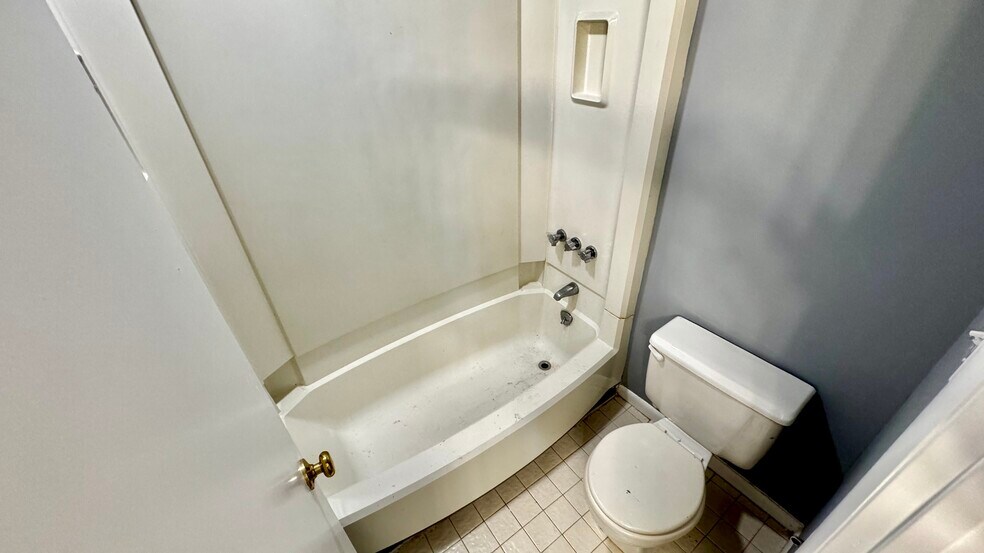 More Photos Of 6270 Aquarius Dr, Alpine Apartments For Sale
