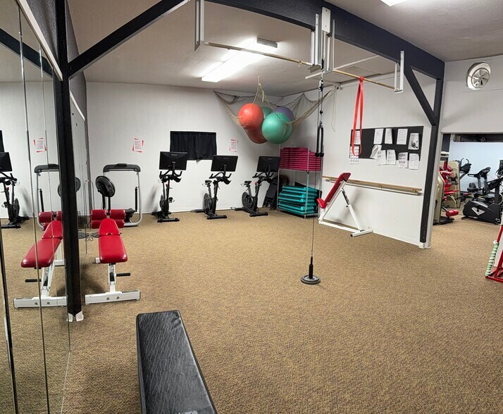 More Photos Of 111 2nd St E, Chester Specialty For Sale