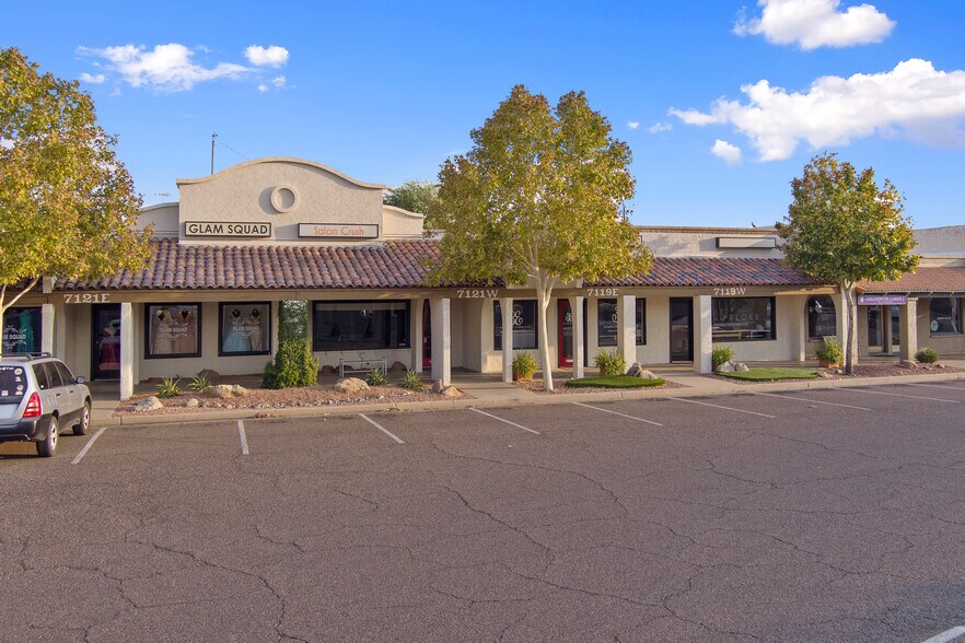 More Photos Of 7119-7125 E Sahuaro Dr, Scottsdale Storefront For Lease