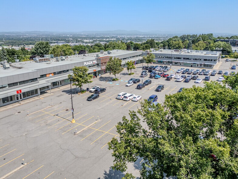 More Photos Of 2750 Ch Sainte-Foy, Québec Storefront Retail Office For Lease