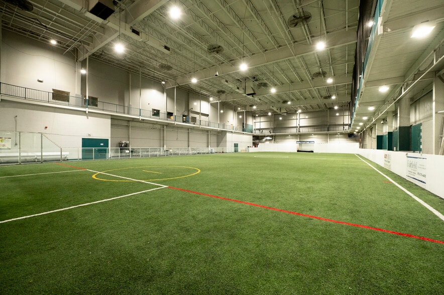 More Photos Of 3103 Papermill Rd, Reading Sports And Entertainment For Sale