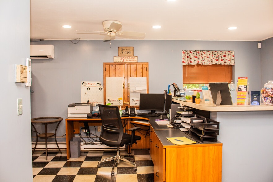 More Photos Of 8 Englewood St, Webster Auto Repair For Sale