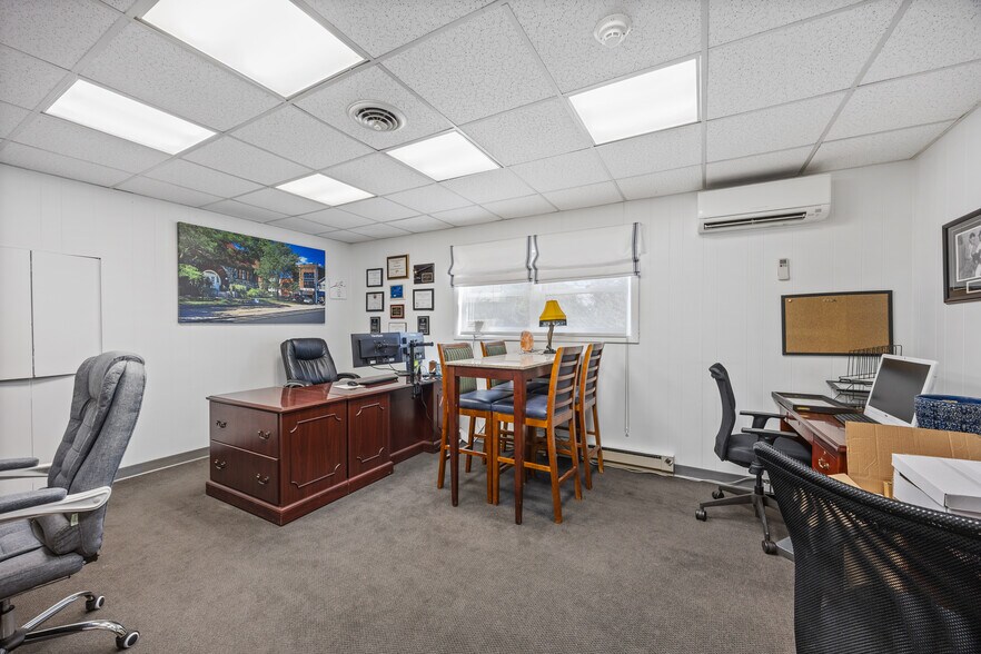 More Photos Of 179 N Broad St, Milford Medical For Lease
