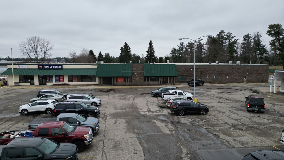 More Photos Of 520-522 E Houghton Ave, West Branch General Retail For Lease