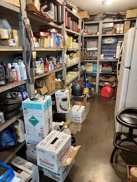 More Photos Of 301 N Logan St, Gaffney Auto Repair For Sale