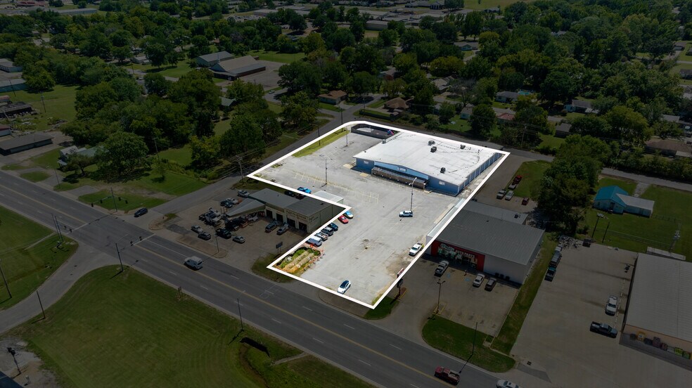 Primary Photo Of 814 E Cherokee Ave, Sallisaw Religious Facility For Sale