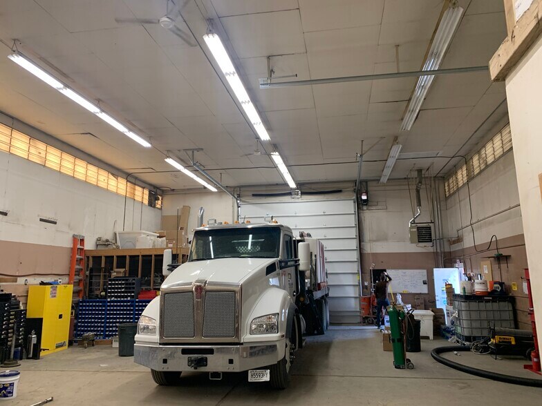 More Photos Of 13521 E Trent Ave, Spokane Light Distribution For Lease