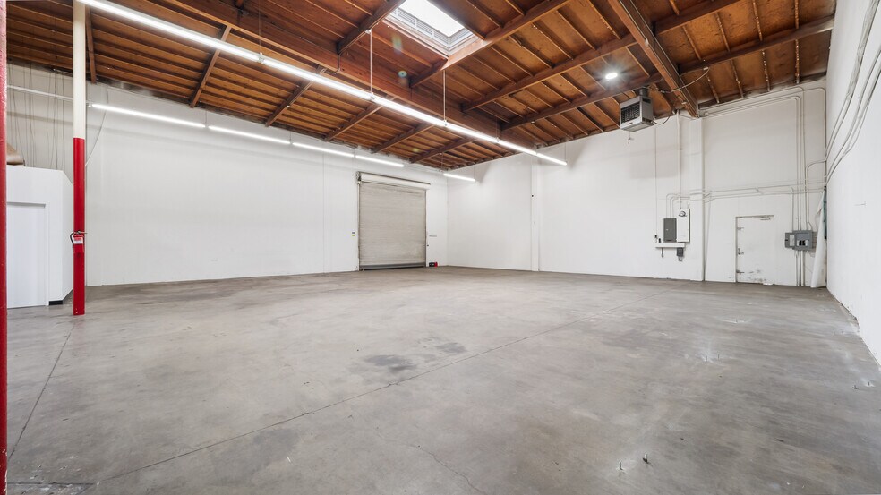 More Photos Of 7055-7103 Marcelle St, Paramount Manufacturing For Lease