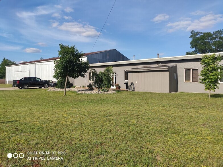 More Photos Of 601 Hyde St, Kalkaska Warehouse For Sale