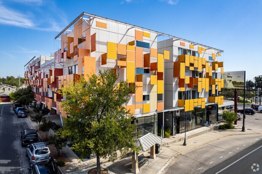 More Photos Of 1200 East 11th St, Austin Apartments For Lease