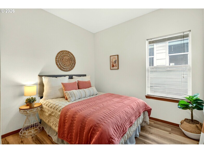 More Photos Of 2315 N Lombard St, Portland Apartments For Sale