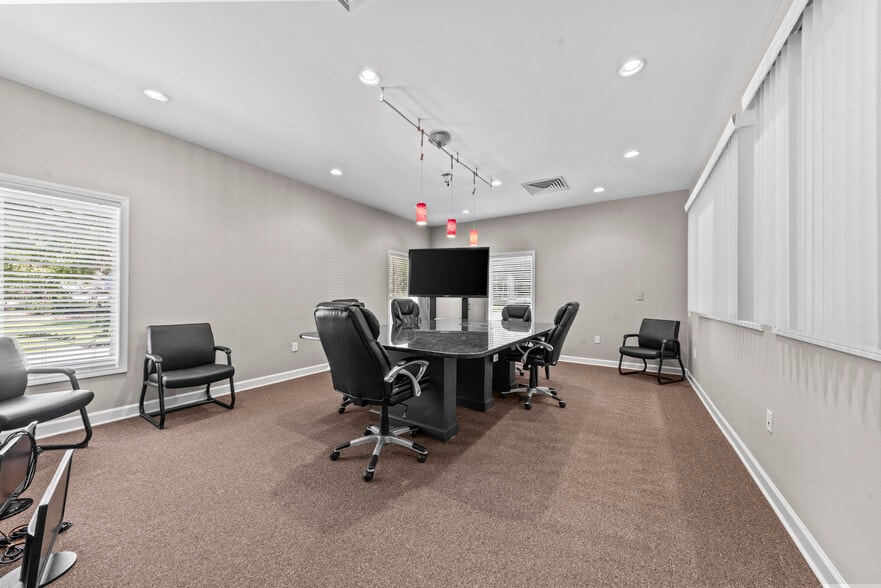 More Photos Of 4440 Tuck Rd, Loganville Research And Development For Sale