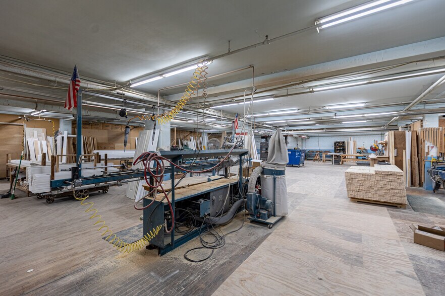 More Photos Of 4925 Harrison St, Pittsburgh Warehouse For Sale