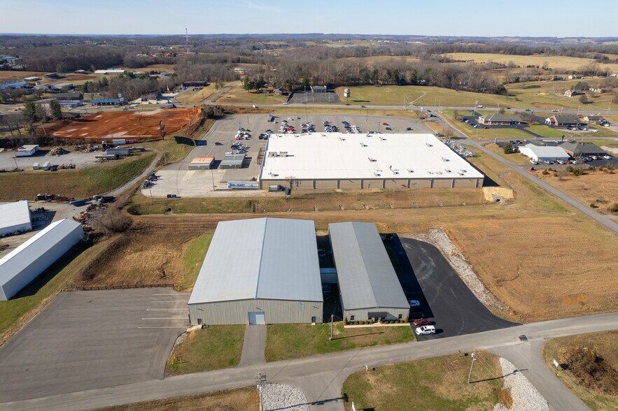 More Photos Of 252 Commerce Dr, Tompkinsville Warehouse For Sale