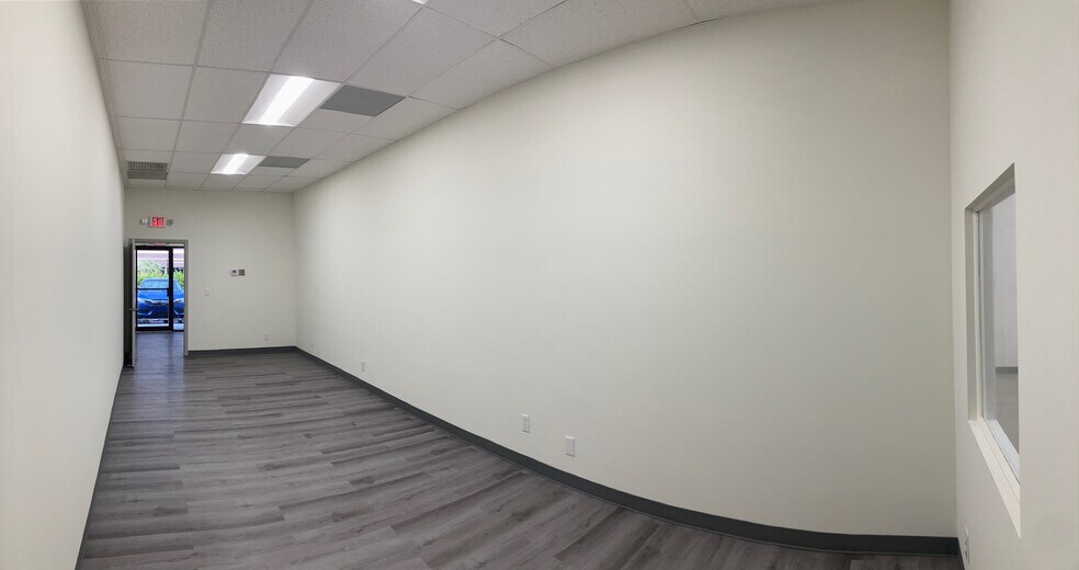More Photos Of 3132 Fortune Way, Wellington Warehouse For Lease