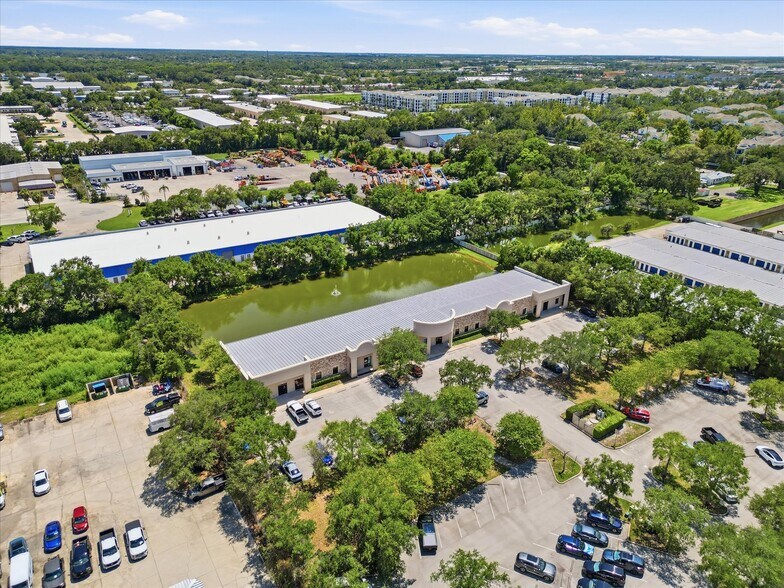More Photos Of 4009-4033 W 1st St, Sanford Office For Sale