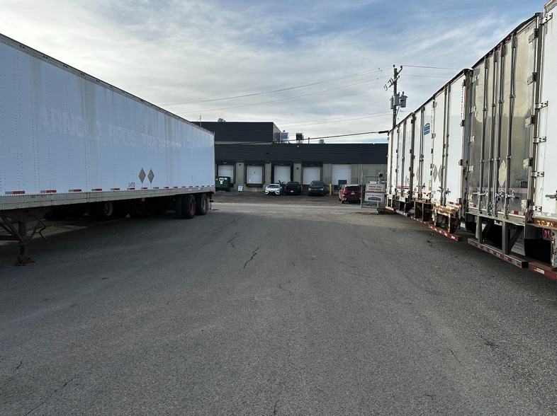 More Photos Of 1212 34 Av SE, Calgary Land For Lease