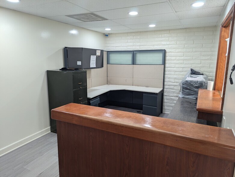 More Photos Of 12657-12659 166th St, Cerritos Medical For Lease