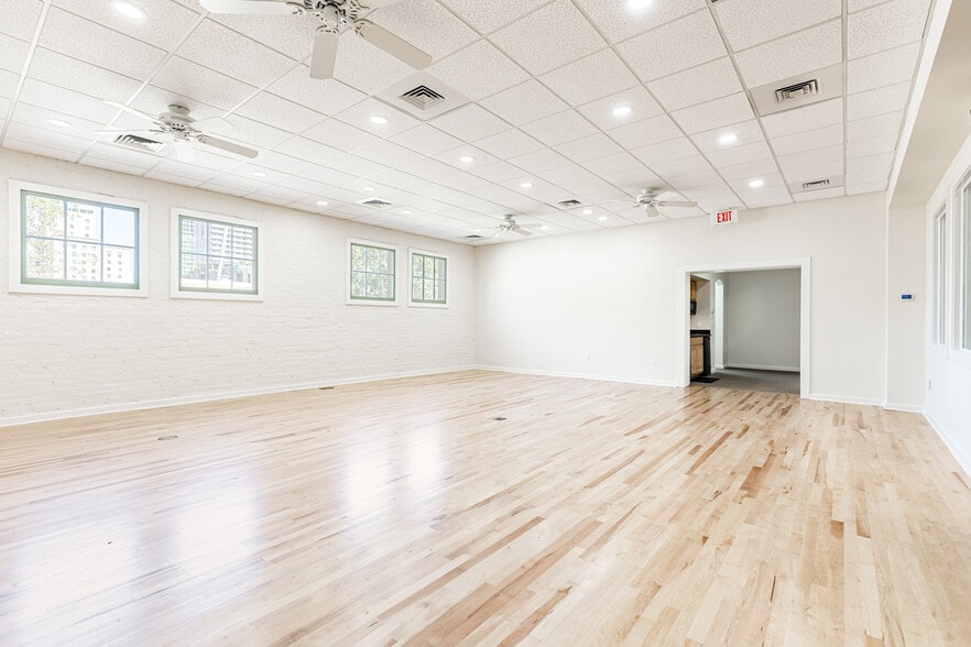 More Photos Of 331 N 1st Ave, Phoenix Office Residential For Lease