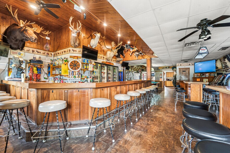 More Photos Of E9102 State Road 96 Hwy, Fremont Restaurant For Sale