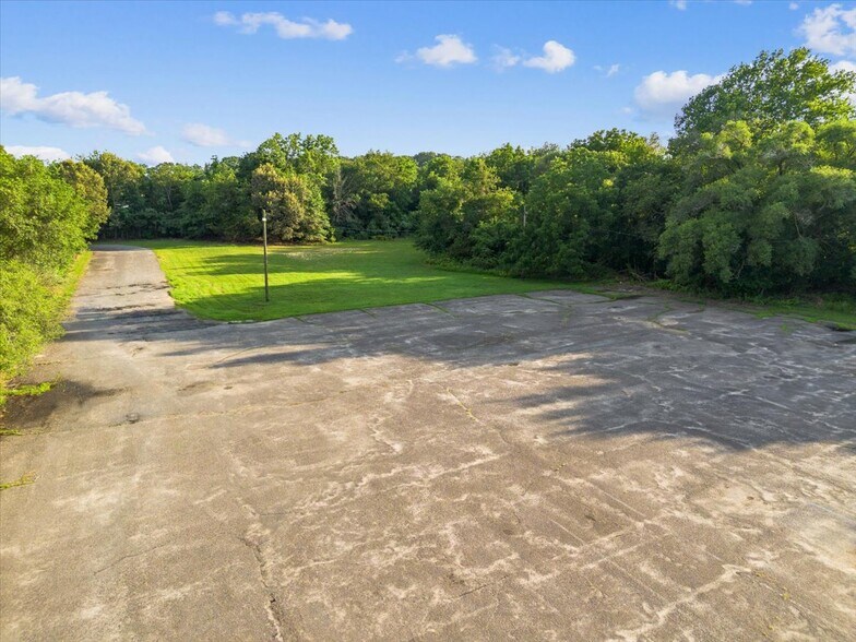 More Photos Of 1748 S Burlington Rd, Bridgeton Skating Rink For Sale