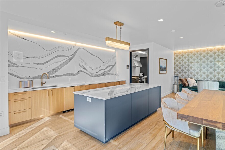 More Photos Of 590 Waterfront Way, Vancouver Multifamily For Sale