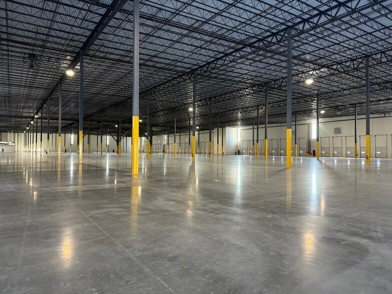 More Photos Of 201 Tabor Rd, Morris Plains Unknown For Lease