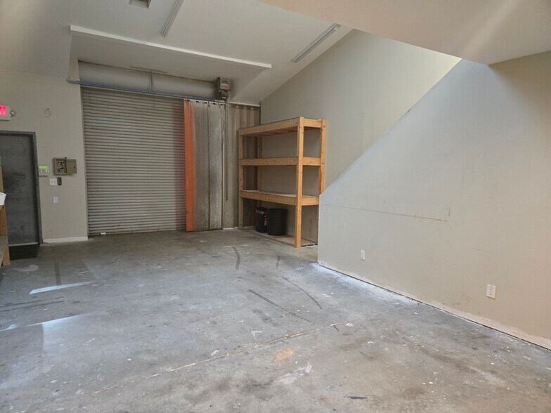 More Photos Of 1201 Hamlet Ave, Clearwater Office For Sale