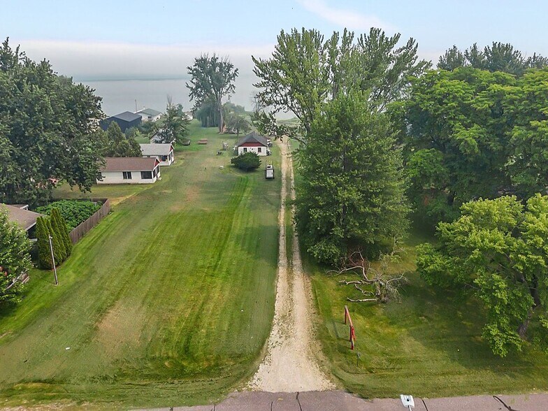 More Photos Of 138 E Front St, Marquette Trailer Camper Park For Sale