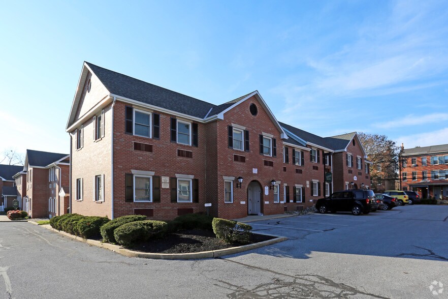 More Photos Of 109 E Evans St SW, West Chester Office For Lease