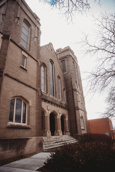 More Photos Of 501 Prospect St, Beloit Religious Facility For Lease