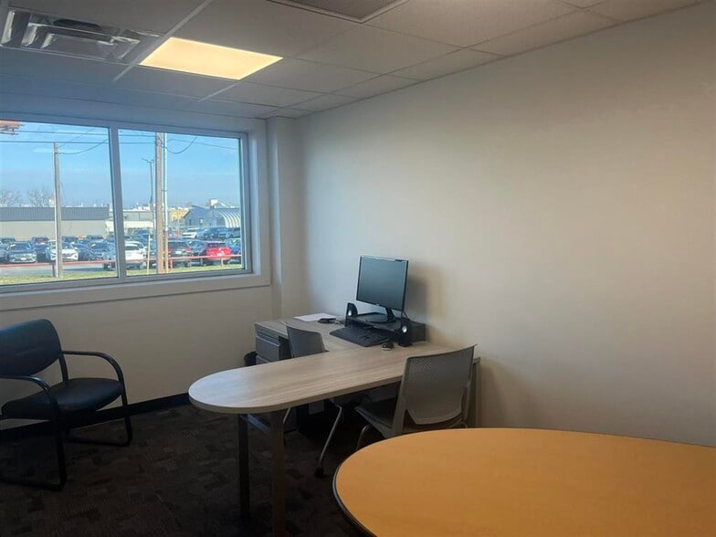 More Photos Of 4120 S US Highway 41, Terre Haute Auto Dealership For Sale