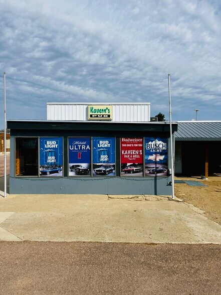 More Photos Of 300 Lincoln Ave, Volin Specialty For Sale