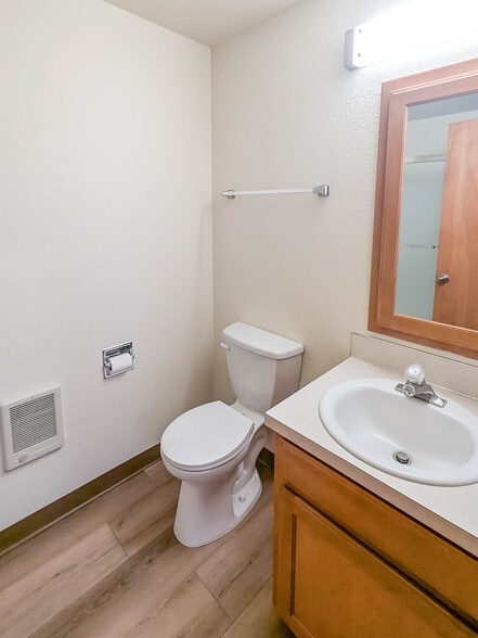 More Photos Of 159-197 Pembrook St SE, Salem Apartments For Sale