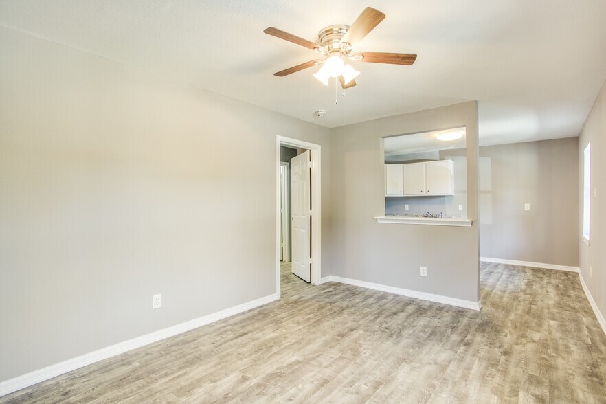 More Photos Of 4914 Kashmere St, Houston Apartments For Sale