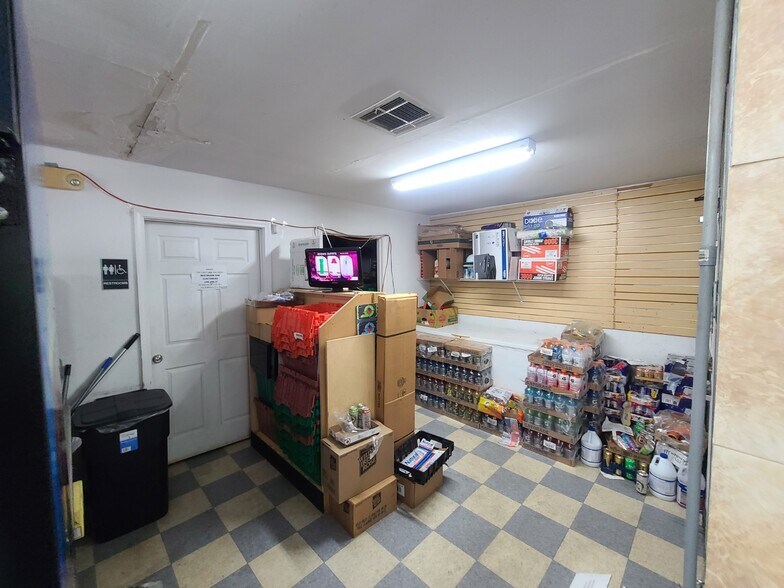 More Photos Of 5050 NC 56 Hwy, Franklinton Self Storage For Sale
