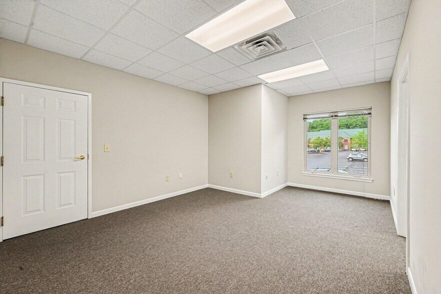 More Photos Of 6900 Houston Rd, Florence Office For Lease