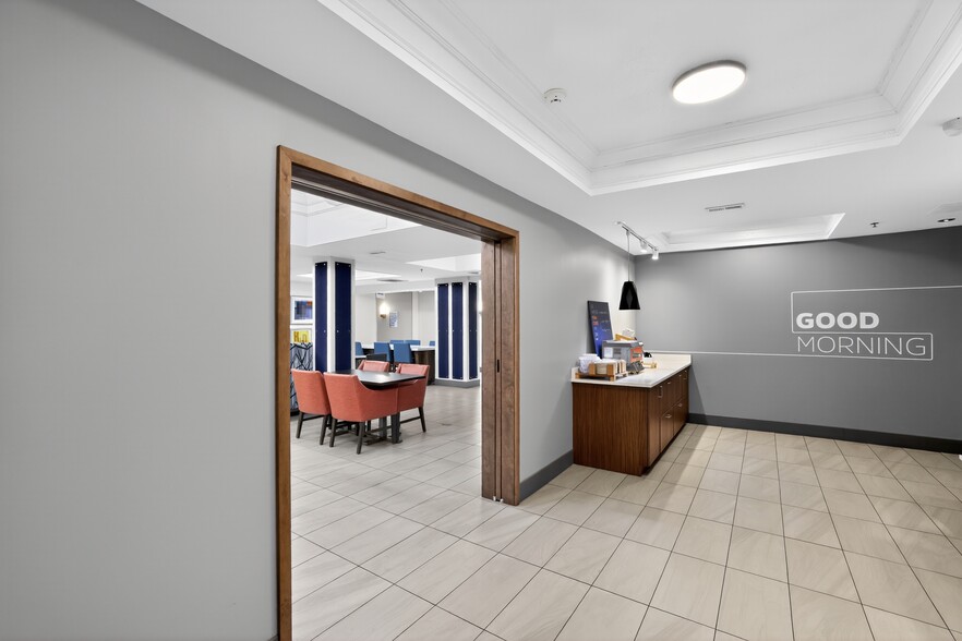 More Photos Of 1388 E Oglethorpe Hwy, Hinesville Hotel For Sale