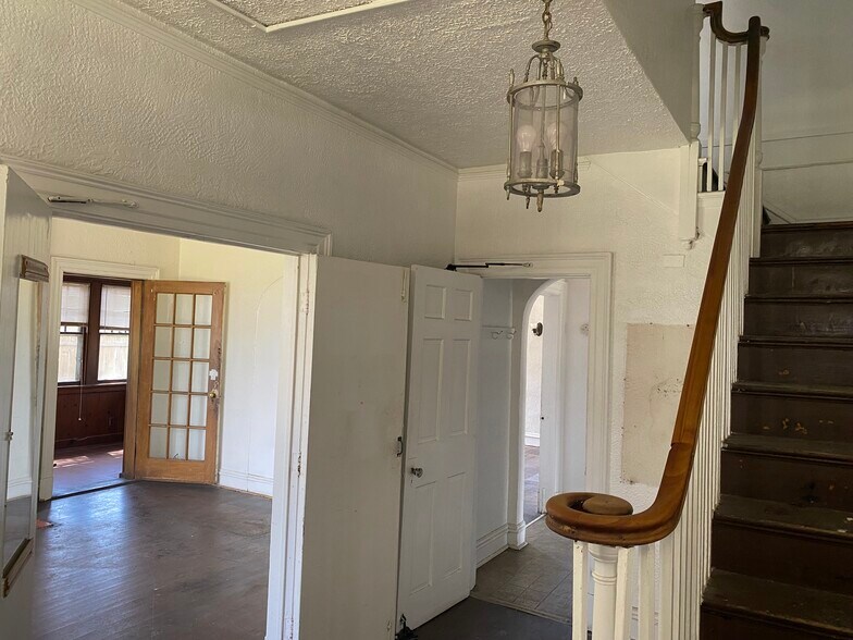 More Photos Of 3822 Chamberlayne Ave, Richmond Assisted Living For Sale