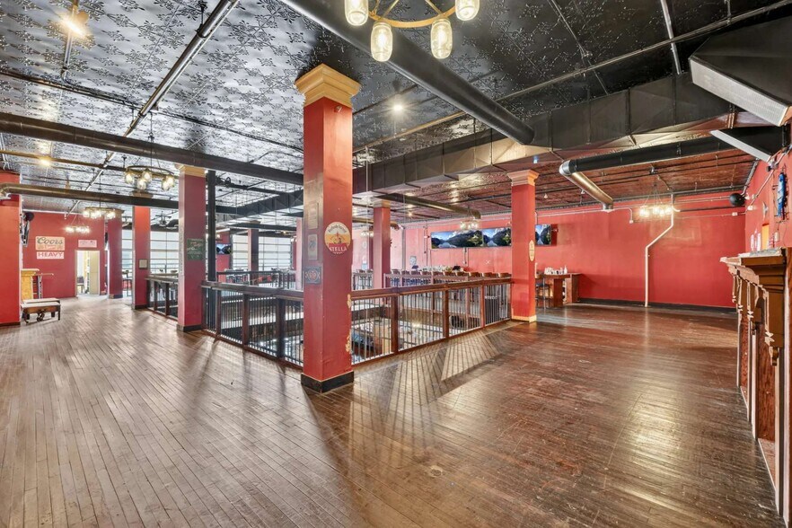 More Photos Of 610 Monroe St, Toledo Storefront Retail Residential For Sale