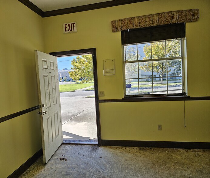 More Photos Of 1103 N Laura St, Jacksonville Medical For Lease