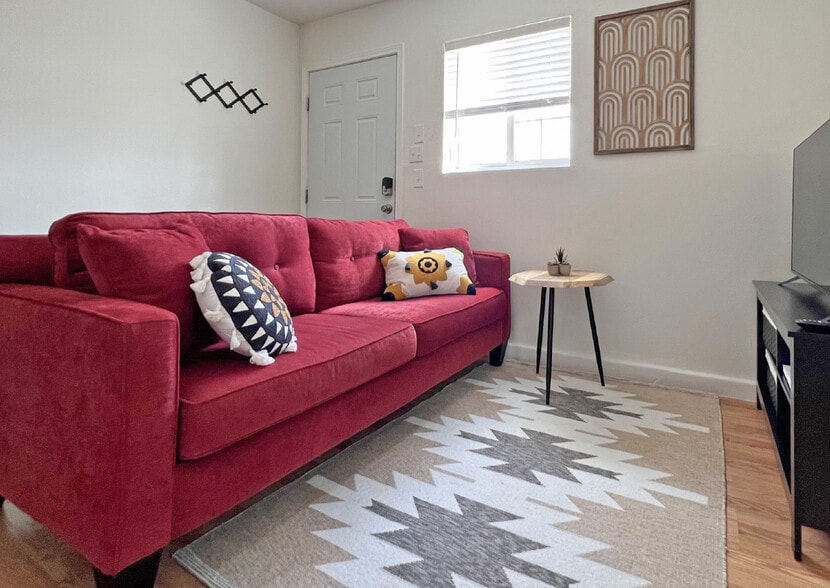 More Photos Of 511 Spruce St SE, Albuquerque Apartments For Sale